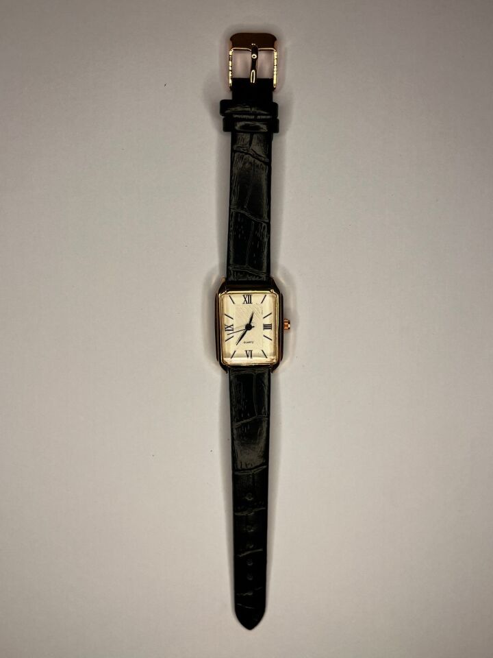 Ruby Vintage Kol Saati (Siyah)