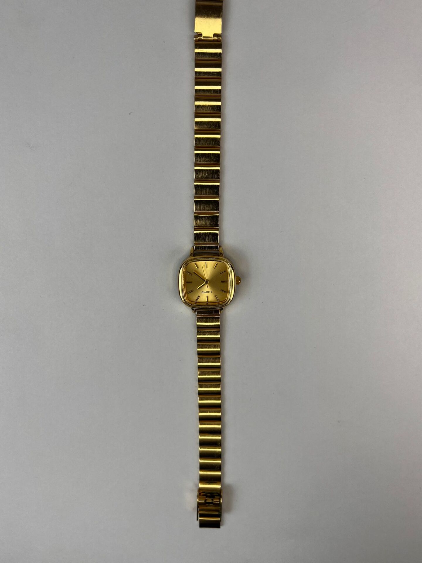 Resoll Vintage Kadın Kol Saati (Gold)