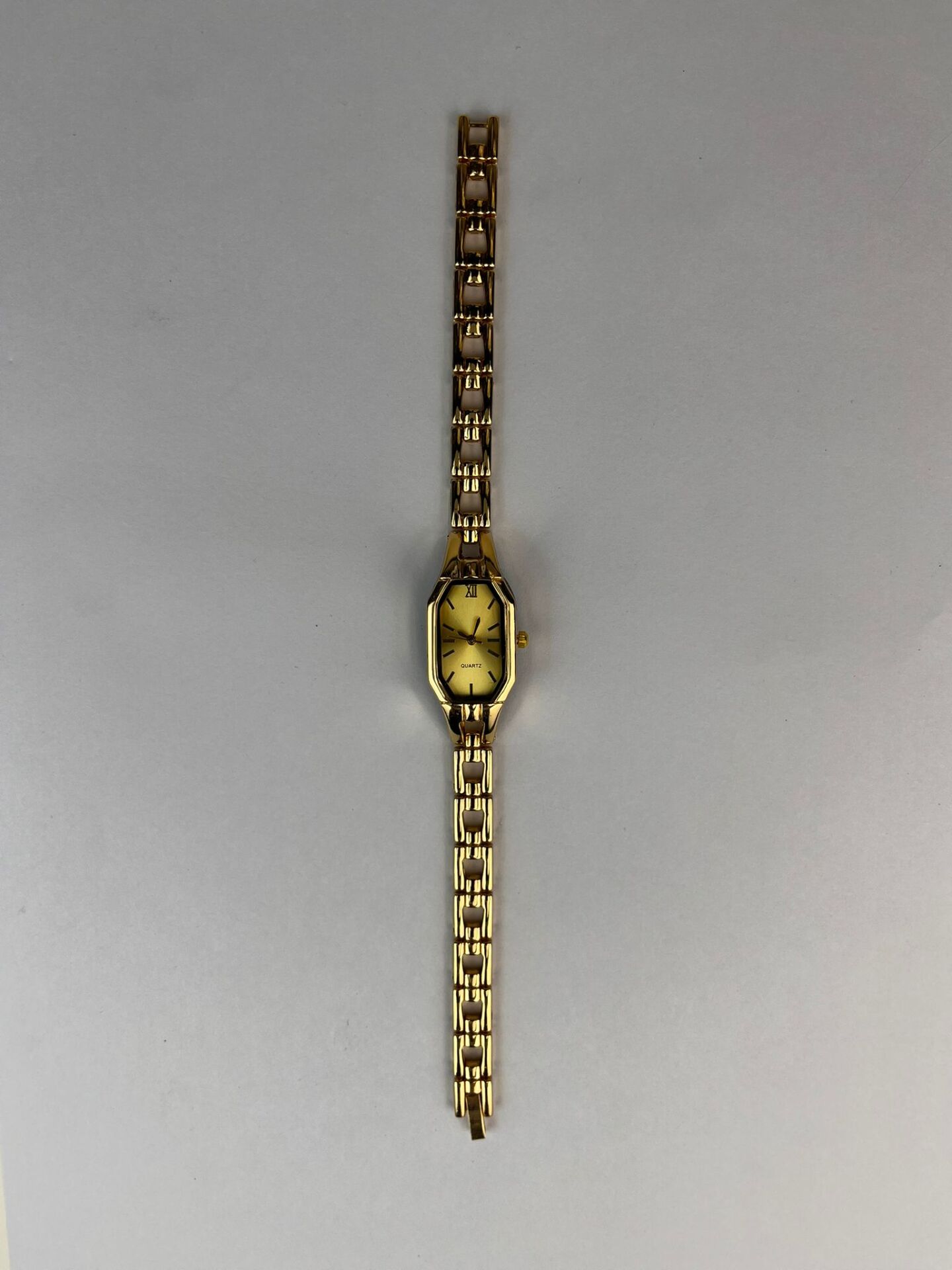 Guilla Vintage Kadın Kol Saati (Gold)