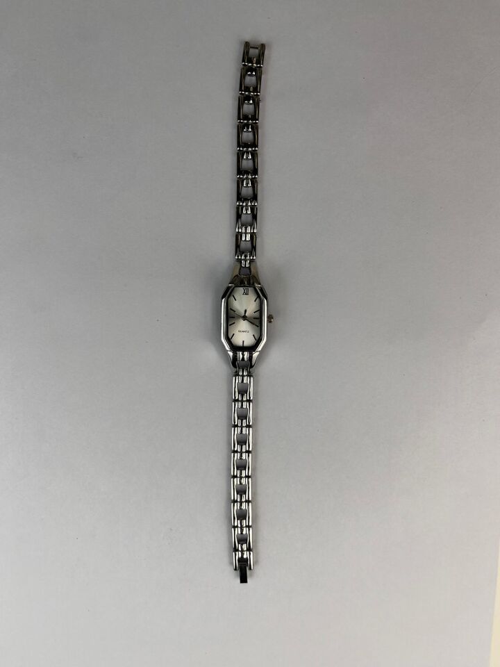 Guilla Vintage Kadın Kol Saati (Silver)