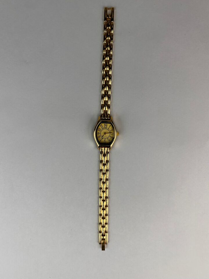 Livia Vintage Kol Saati (Gold)