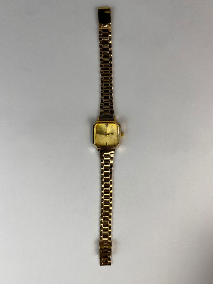 Marta Vintage Kol Saati (Gold)